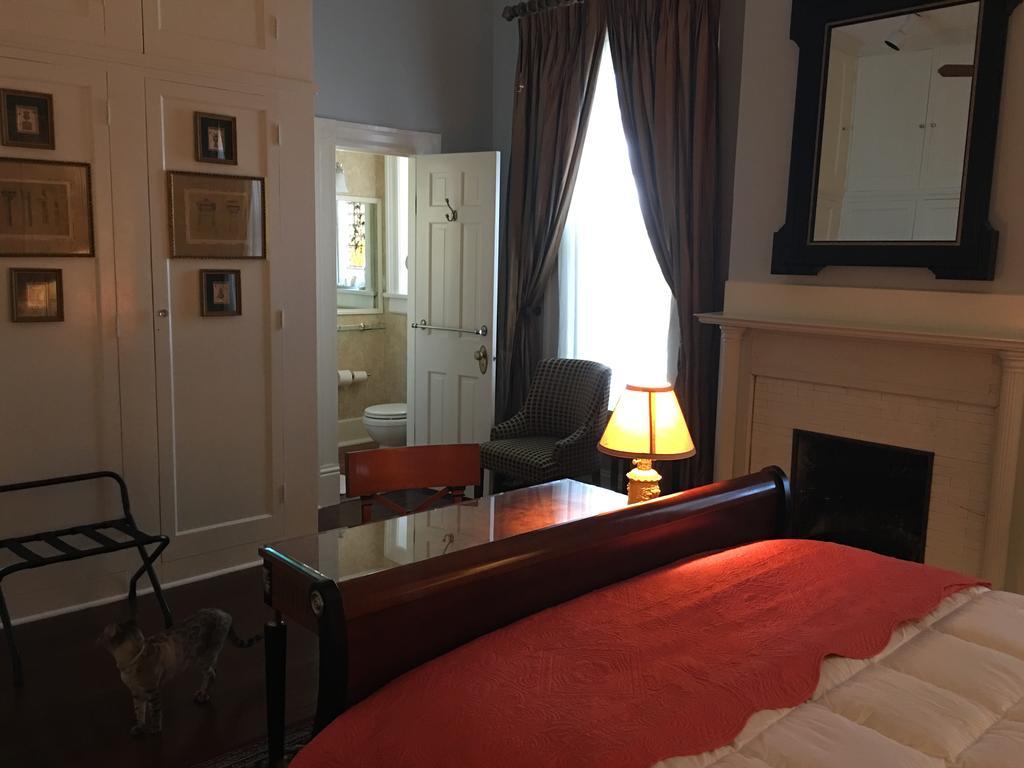Burke Mansion Bed & Breakfast Macon Exterior foto