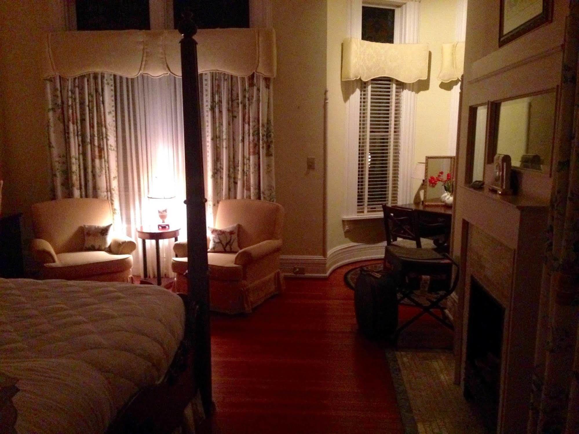 Burke Mansion Bed & Breakfast Macon Exterior foto